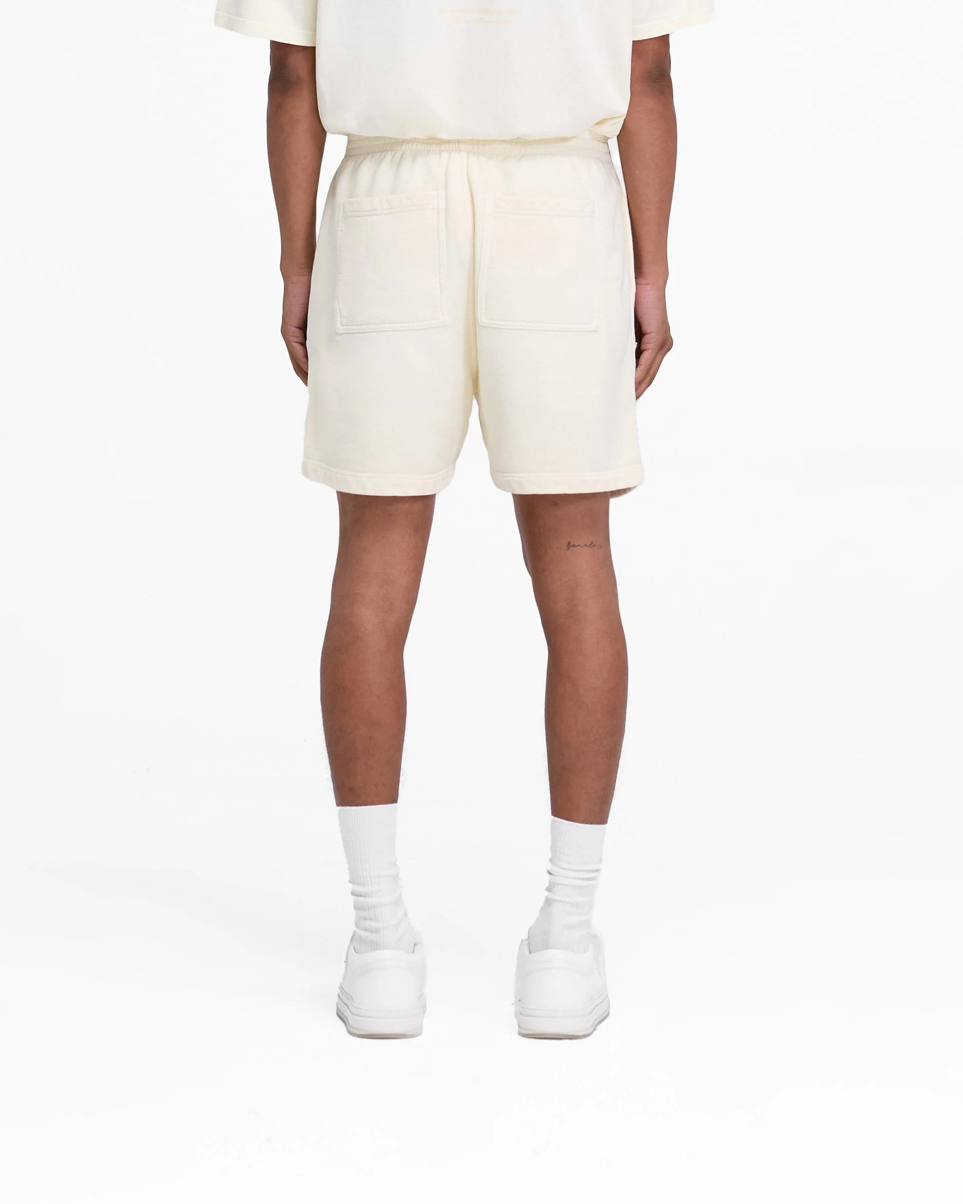 0017_OCBUTTERCREAMANDVBLACKMODELECOM_0007_OWNERSCLUB_VINTAGEGREY_BUTTERCREAM_SHORTS_BUTTERCREAM_62copy.webp