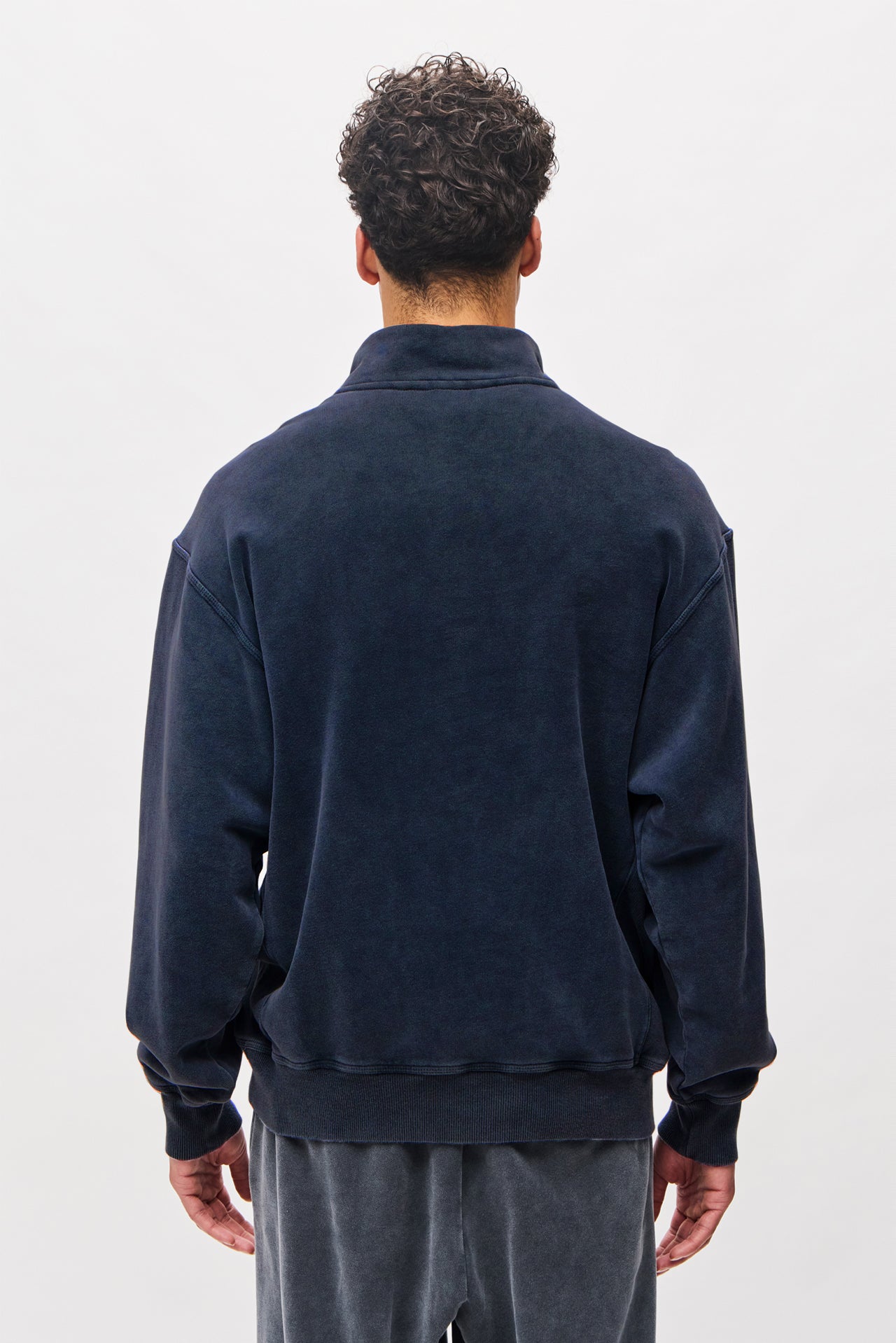 DROPPED SHOULDER HALF-ZIP CREWNECK-VINTAGE MIDNIGHT BLU