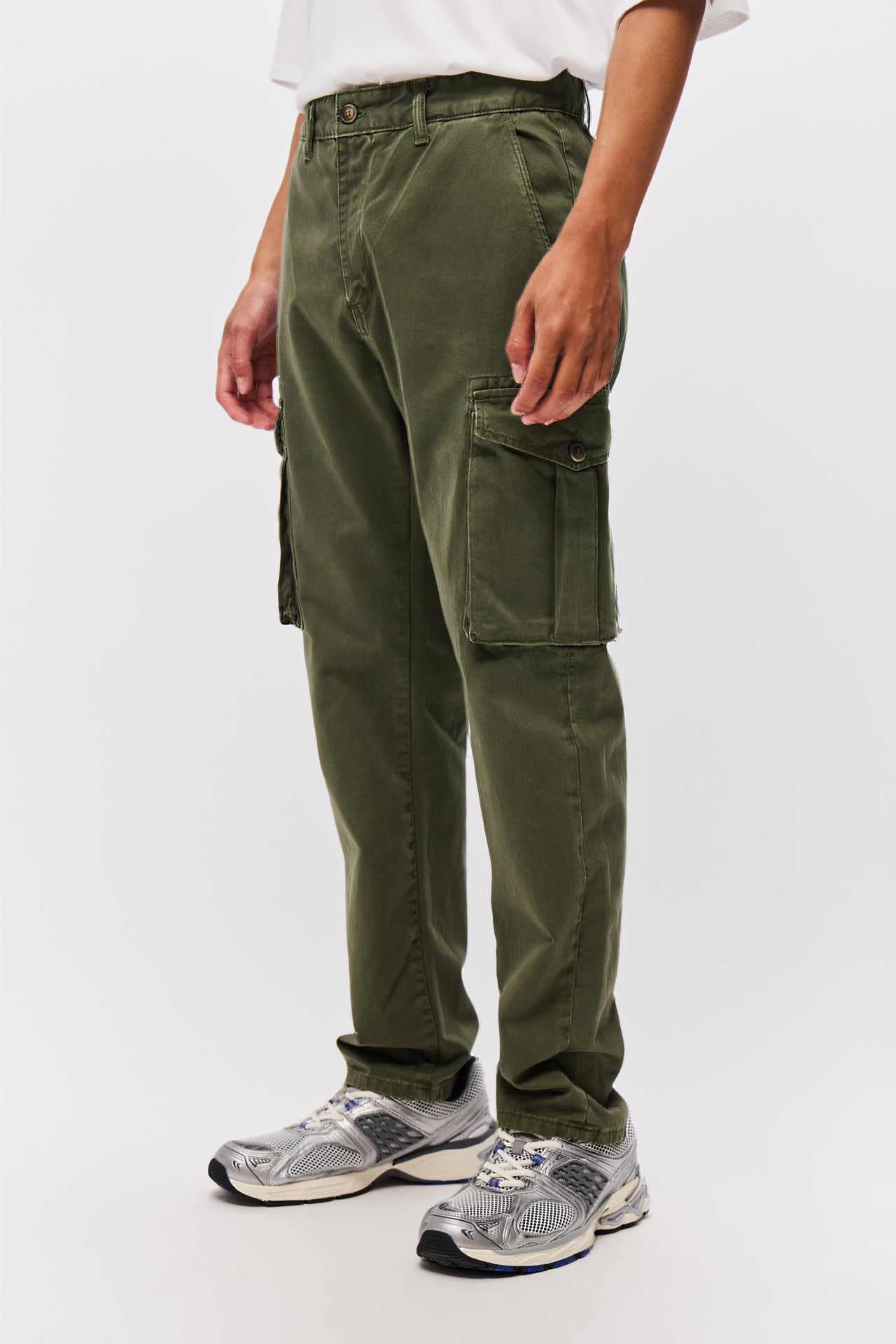 TAPERED CARGO TROUSERS-KHAKI