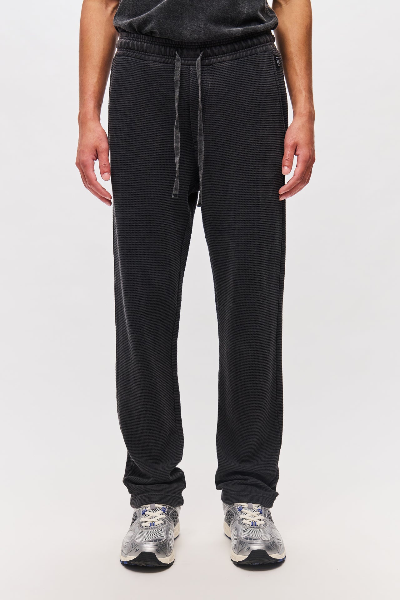 WAFFLE REGULAR SWEATPANTS-VINTAGE BLACK