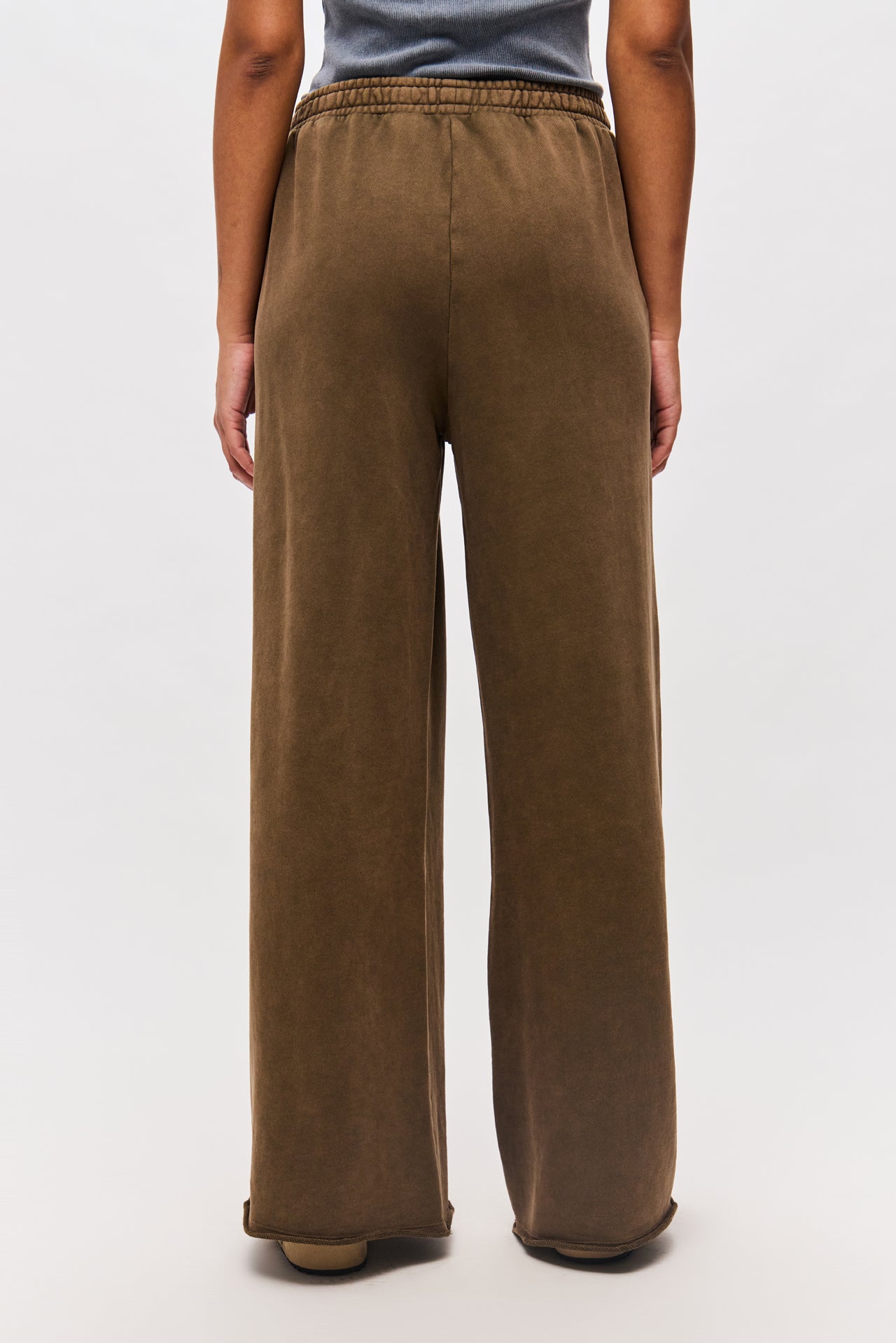 WIDELEG SWEATPANTS WITH RAW EDGES-VINTAGE COFFEE