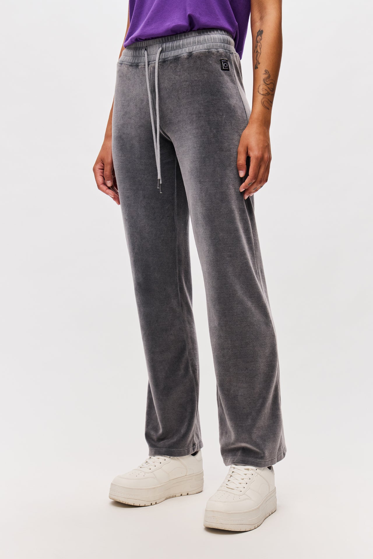 SLIM FIT VELVET SWEATPANTS-VINTAGE GRAPHITE