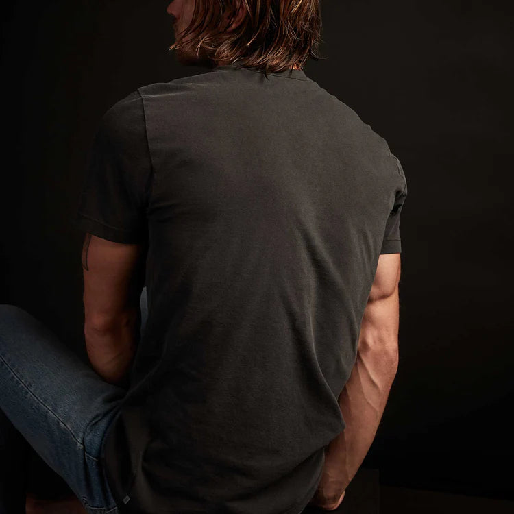 MLJ3311_CRP_0038_750x.progressive_1b5a6261-72d5-47d9-a777-c3d8de3ac9df.webp