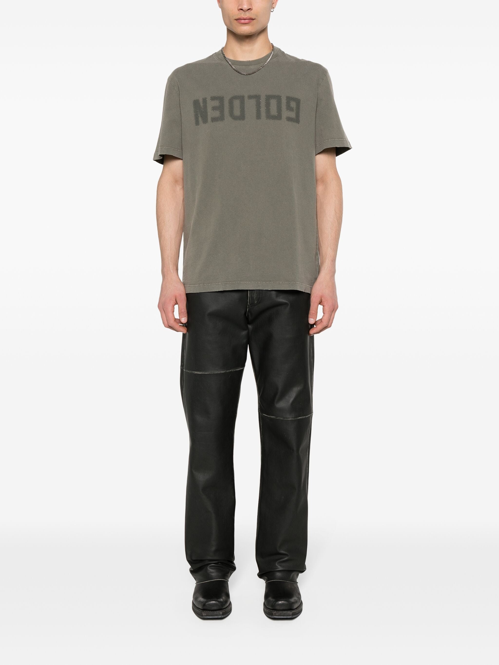 ai24---goldengoosedeluxebrand---gmp01220p00067135479_dustiolive_4_p.jpg
